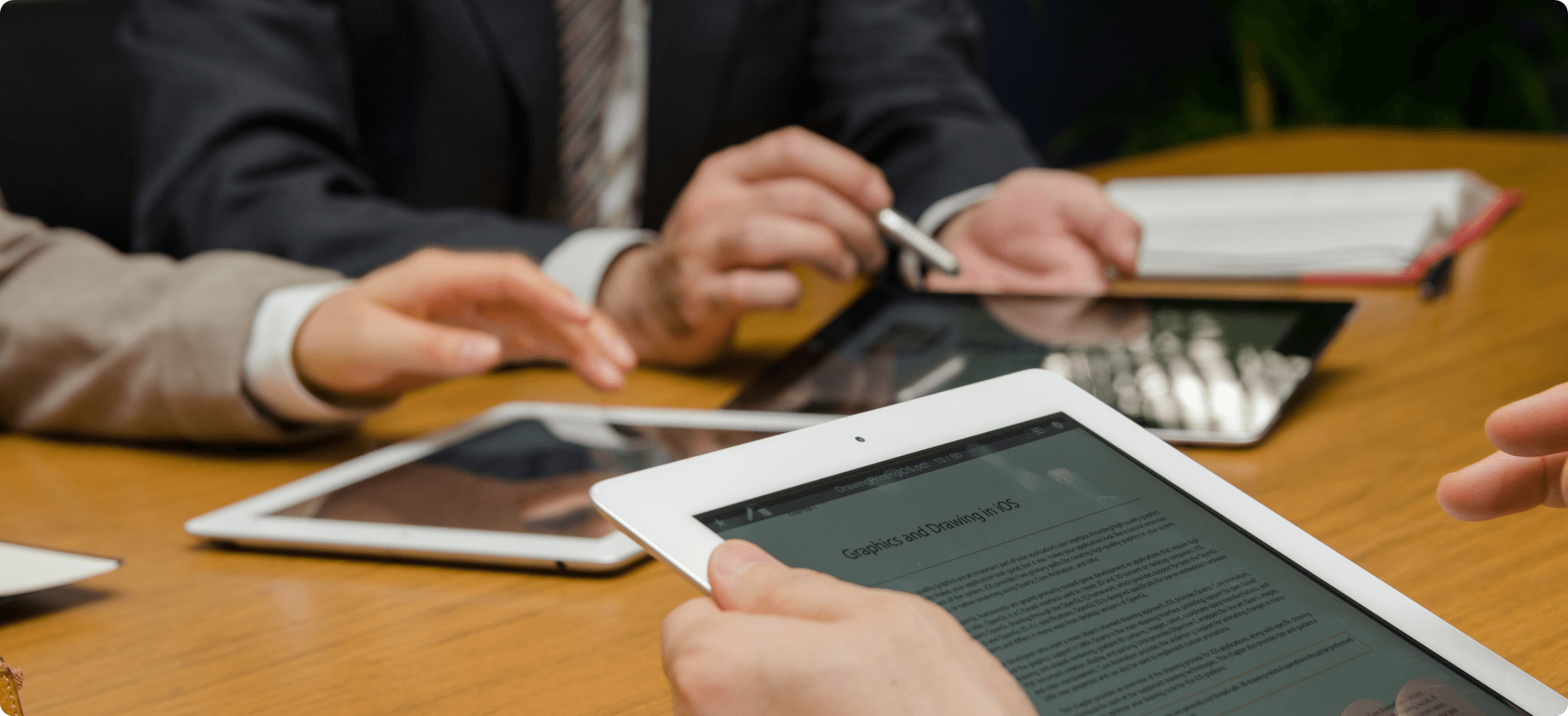 �y�[�p�[���X�\�����[�V����