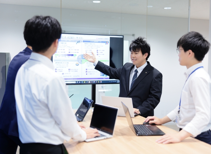 �a�C���������̐E��