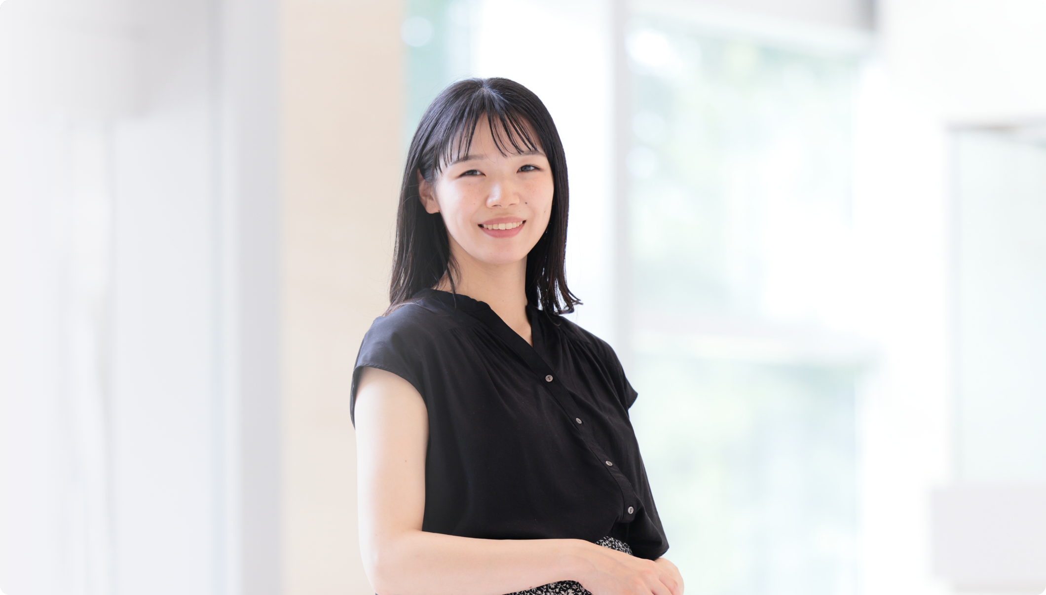 ���q�l�Ɖ�Ђ̋��n�����̃w���v�f�X�N�ŗl�X�ȃg���u�����������A���q�l��IT���p���x����