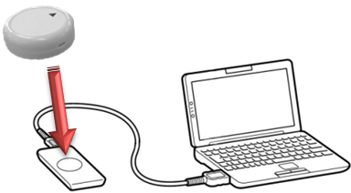 活動量計のデータはFeliCa<SUP>TM</SUP>リーダーで読み込みます。